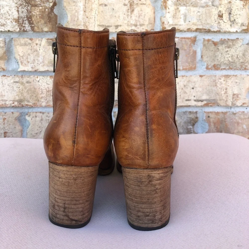FRYE Addie Leather Versatile Dual-zip Ankle‎ Boots In Cognac 6 1/2